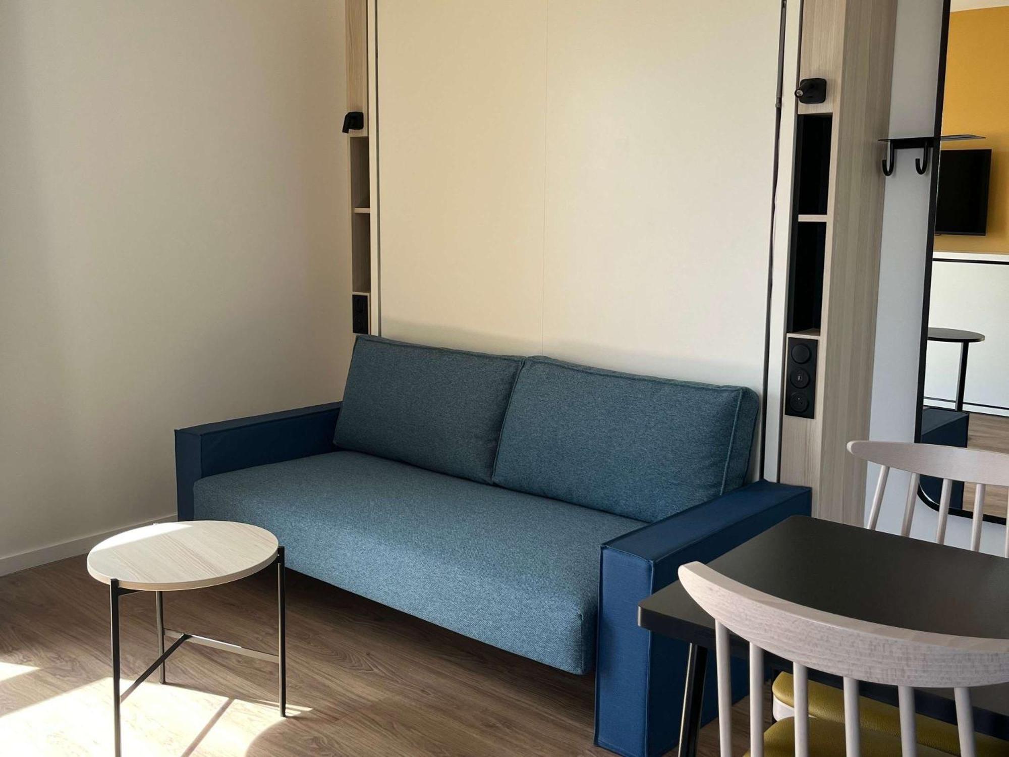 Aparthotel Adagio Access Porte De Camargue Сен-Мартен-де-Кро Екстер'єр фото