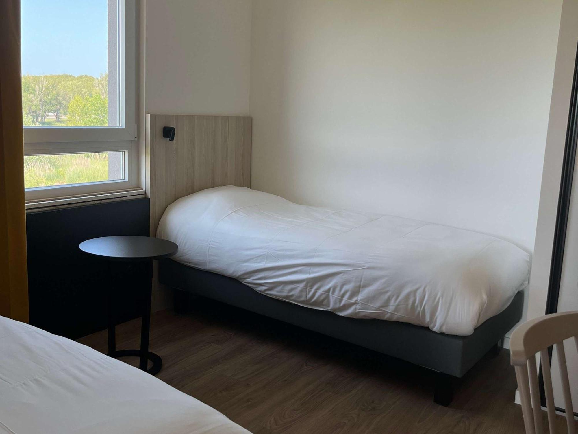 Aparthotel Adagio Access Porte De Camargue Сен-Мартен-де-Кро Екстер'єр фото